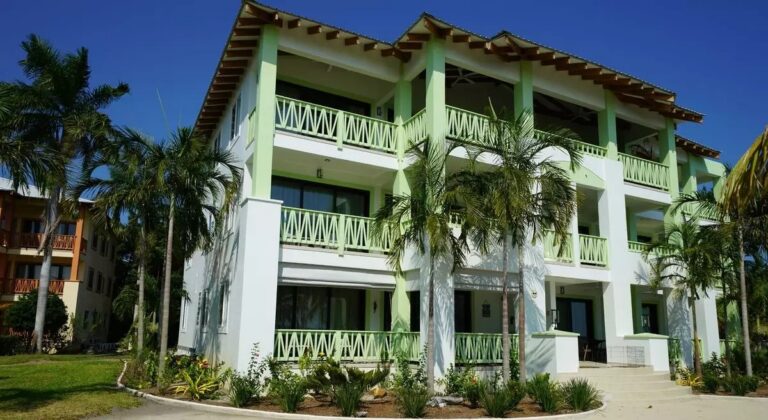 Gorgeous Beachfront Condo in Belize: SOLD