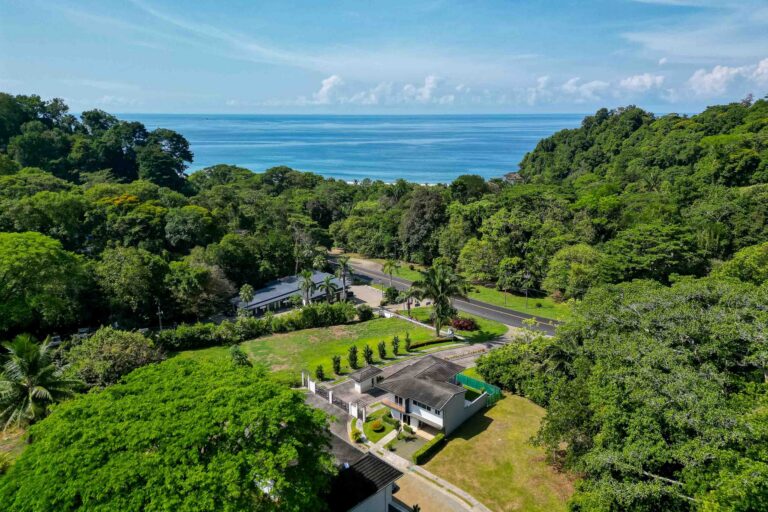 Walk to the Beach in Hermosa Villas!