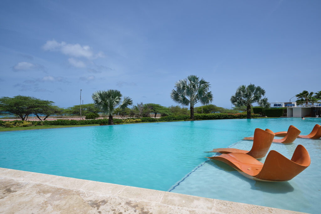 Price Reduced: Gorgeous Townhouse for sale in Eagle Beach Aruba