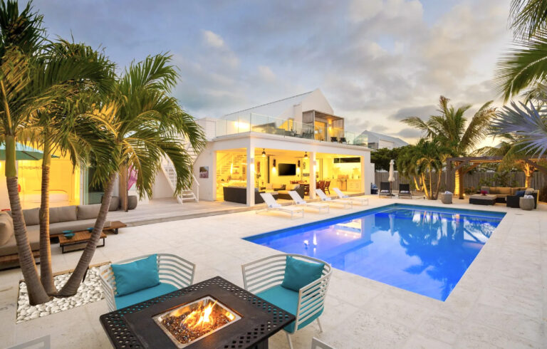 Sunset Beach Villa  15 Turks and Caicos