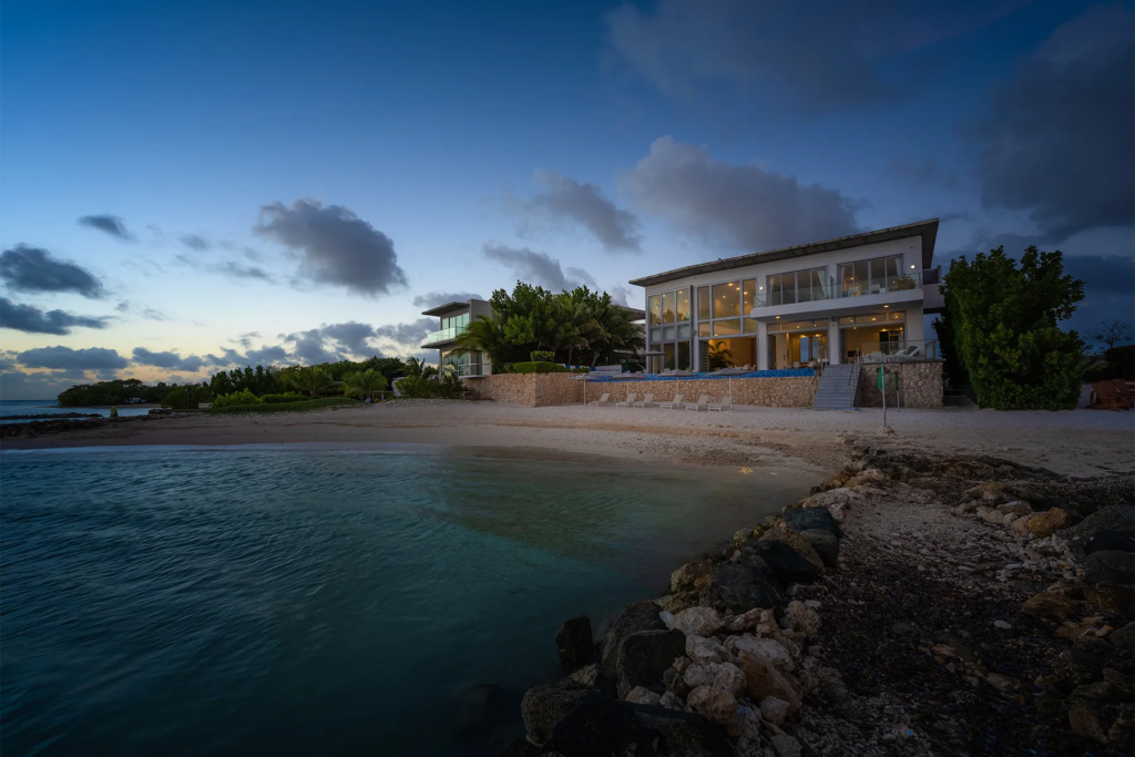 New Listing: Luxurious Savaneta Beach Estate, Saveneta Aruba