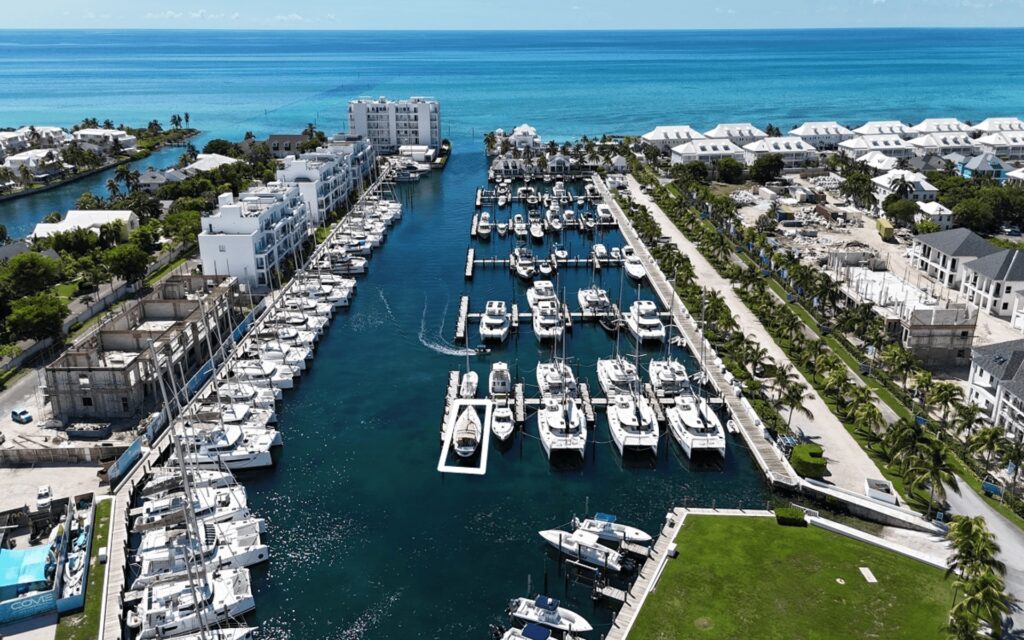 SLIP 8, PIER 1, PALM CAY