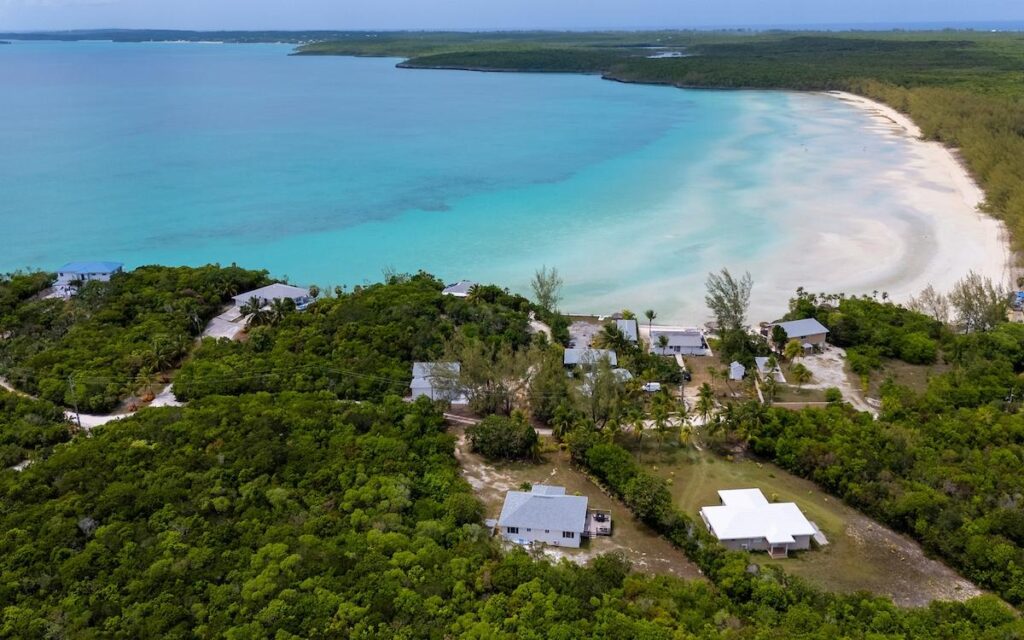 TIPSY PALM VILLA, TEN BAY