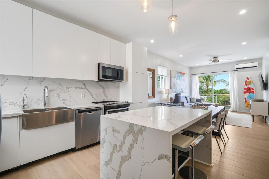 14 MIRAMAR WEST