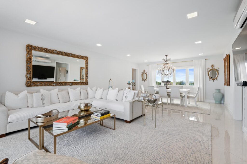 402 RAWSON COURT