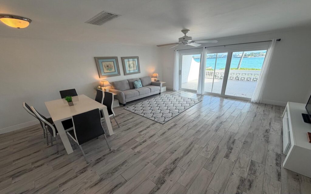 DELAPORTE POINTE