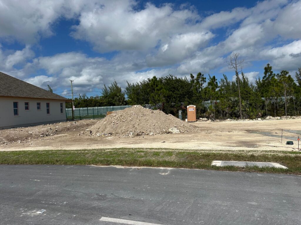 LOT 5, WINDSOR LAKES