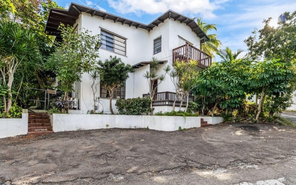 TRIPLEX LOT 2 PIKKANO EST