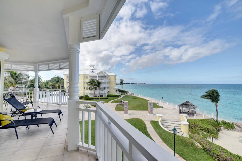 CABLE BEACH, BAHAMAS