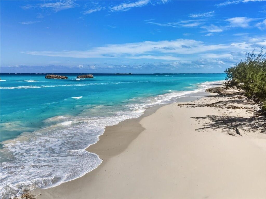 LOT 7166 BAHAMA SOUND