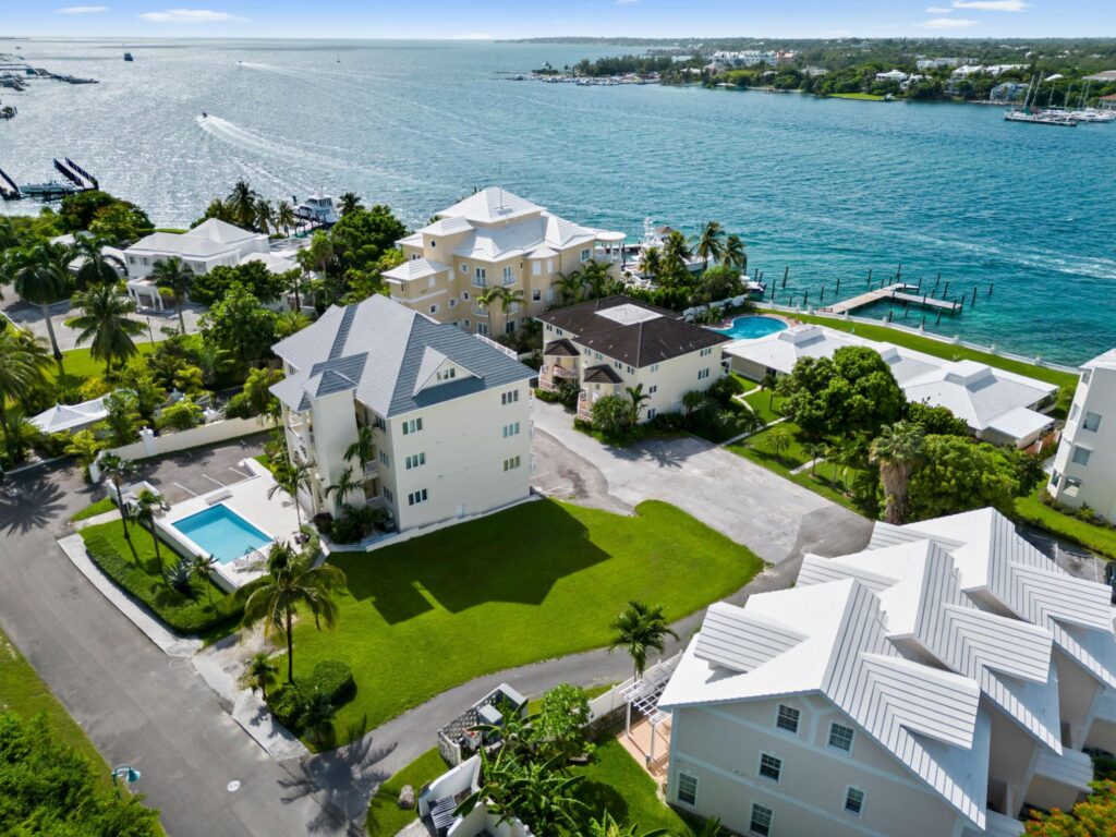 11 HARBOUR COLONY II