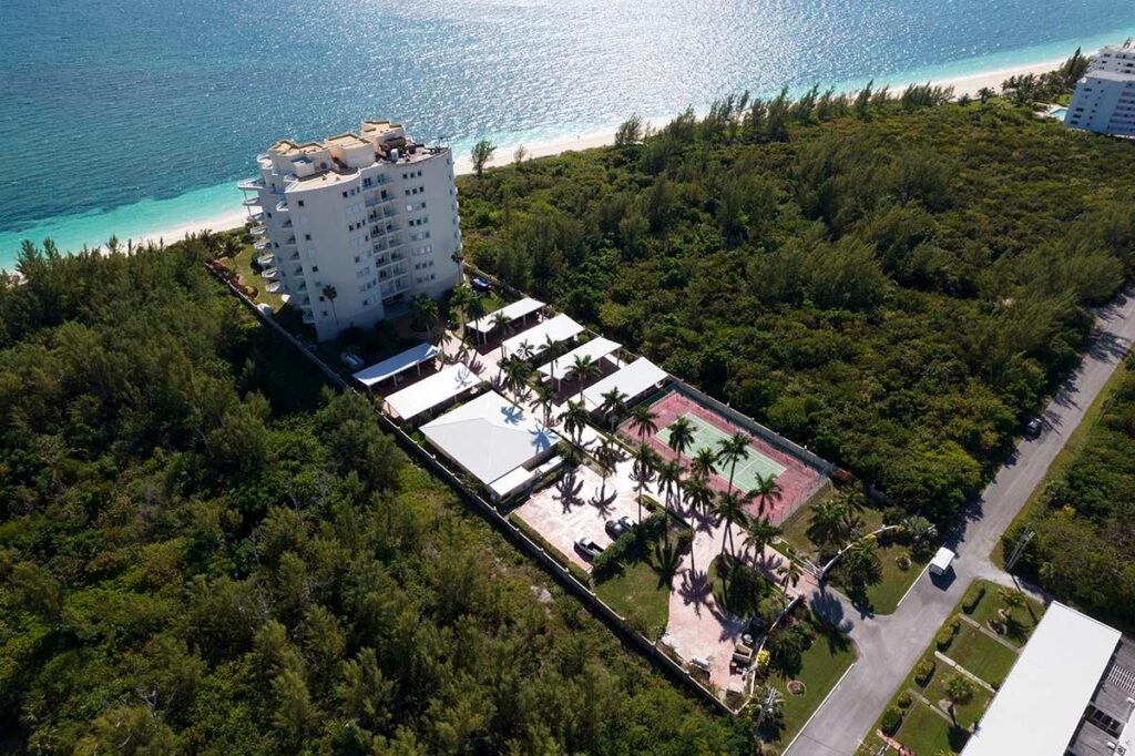 THE OCEANVIEW