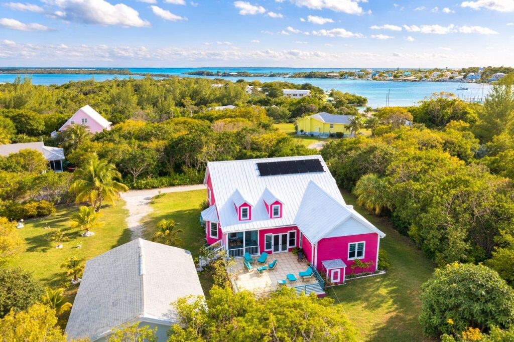 WINDROSE GREEN TURTLE CAY