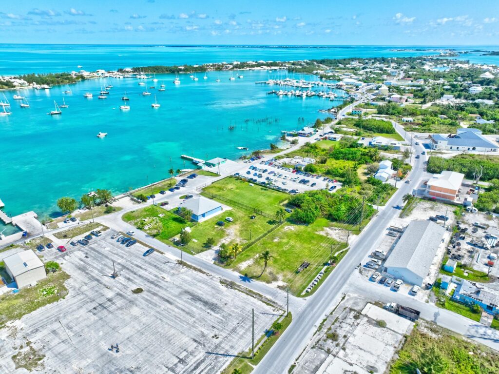 DOWNTOWN MARSH HARBOUR
