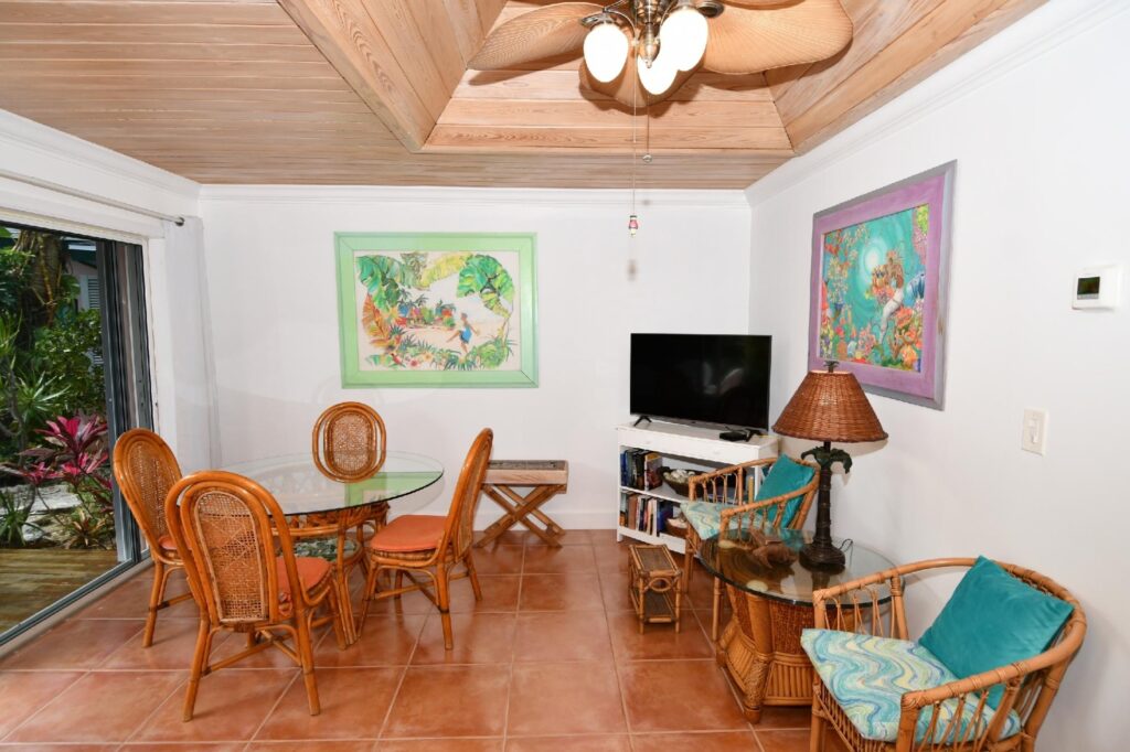 BV 605 BEACH VILLA 605 TCB
