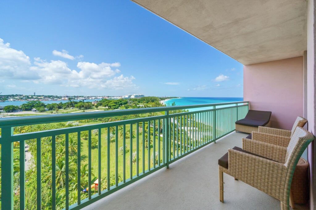 THE REEF RESIDENCES