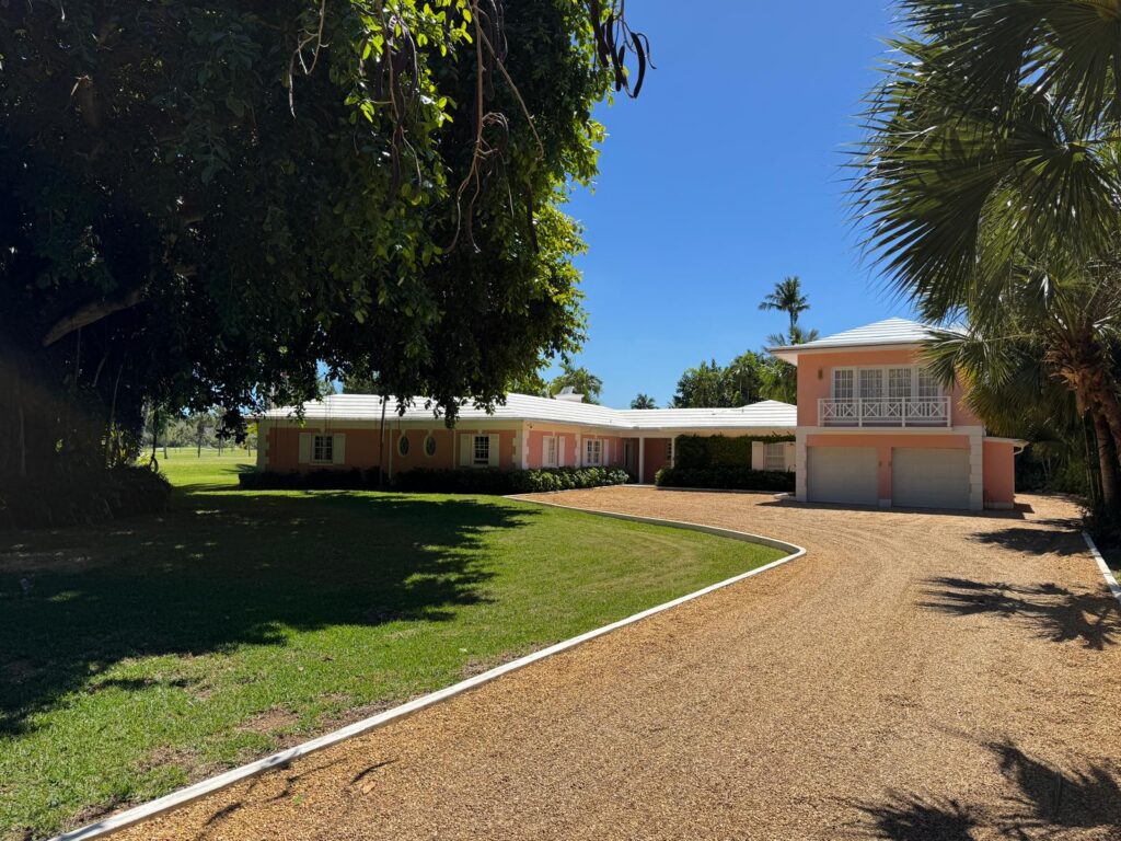 Renovated 6 Bedroom Lyford Cay Golf Course Residence