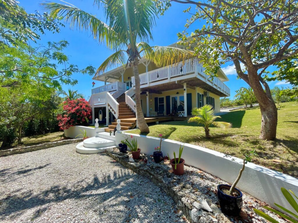 Pineapple Pointe – MLS 66763