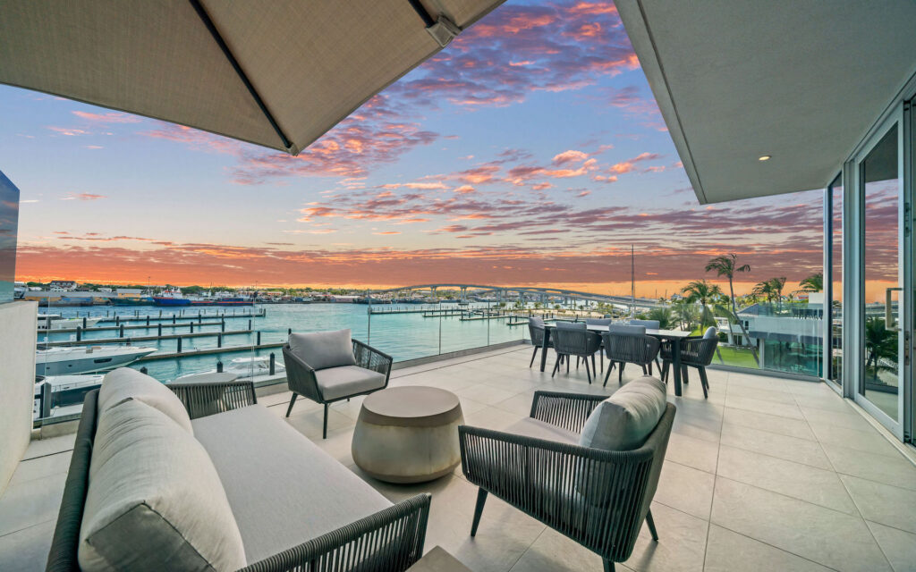 Corner Penthouse at Sterling Commons – MLS 67161