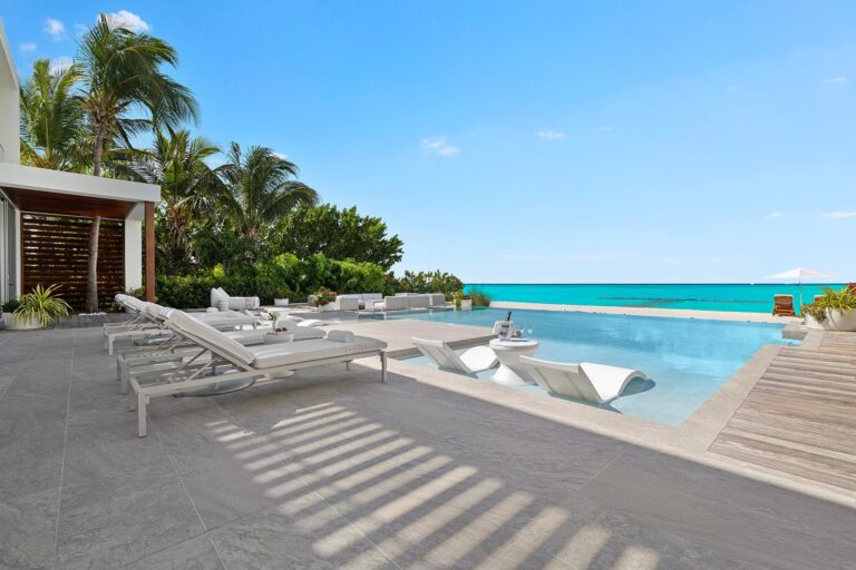 Cordial Cay Turks and Caicos – Grace Bay Beachfront Estate