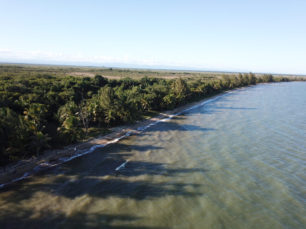 1011 Over 34 acres of Sea Front