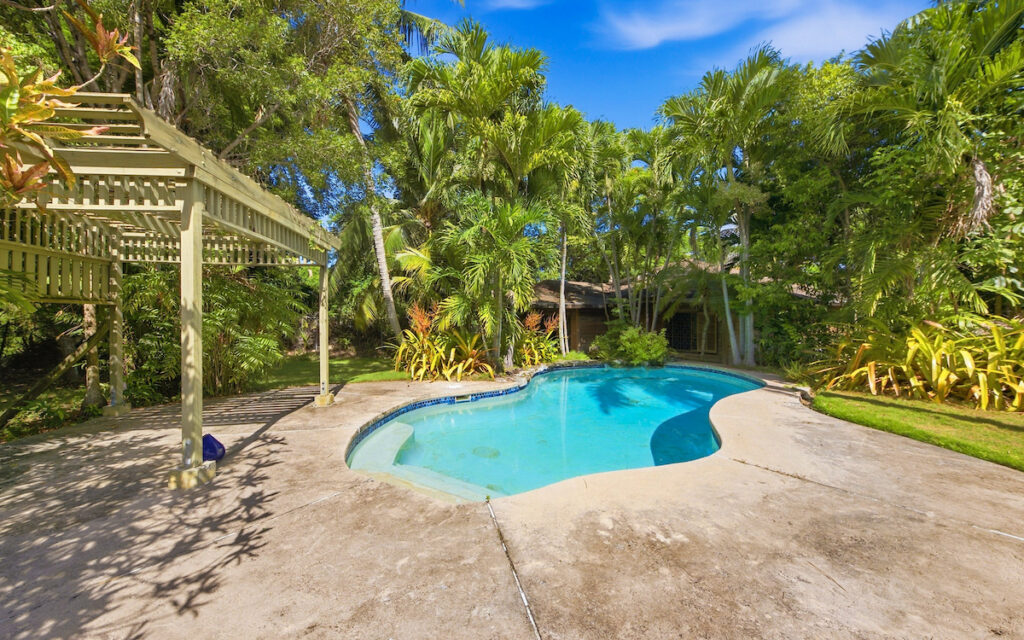 Lots 19 and 21 Poinciana Drive – MLS 68611