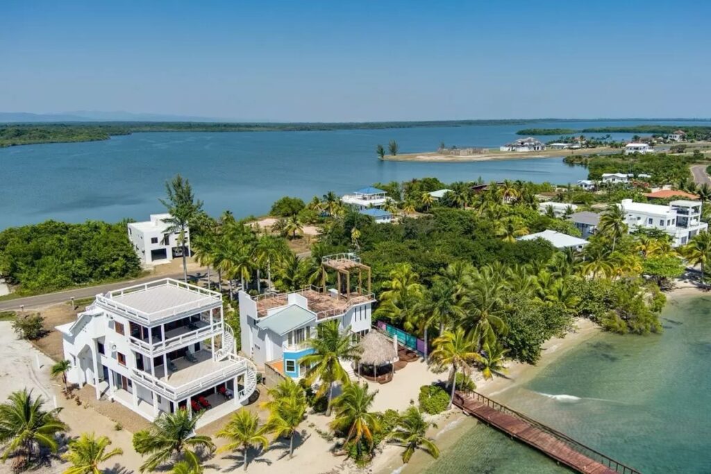 HL- Beachfront Home with Endless Views
